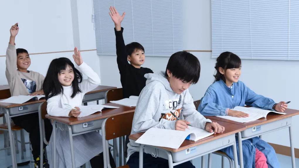 豊富な「年間無料講習」