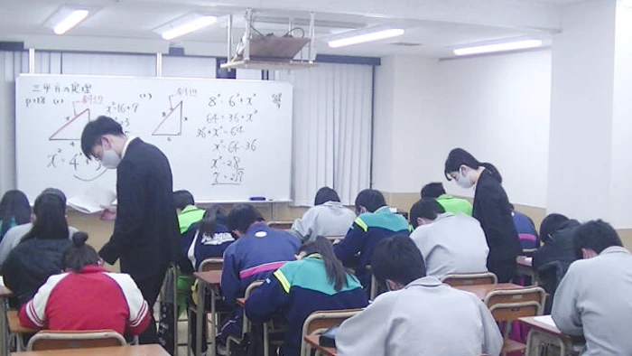 算数・数学はアシスタント制！その場で個別フォロー！